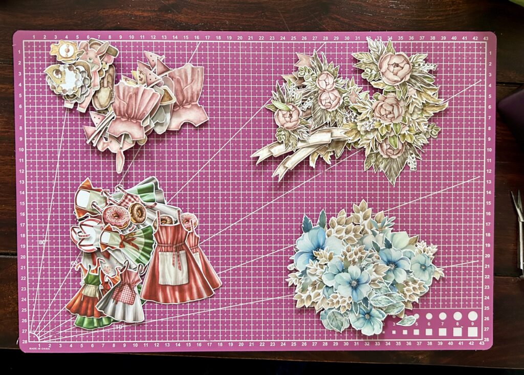 Dagens “produktion” - die cuts motiver fra 4 ark